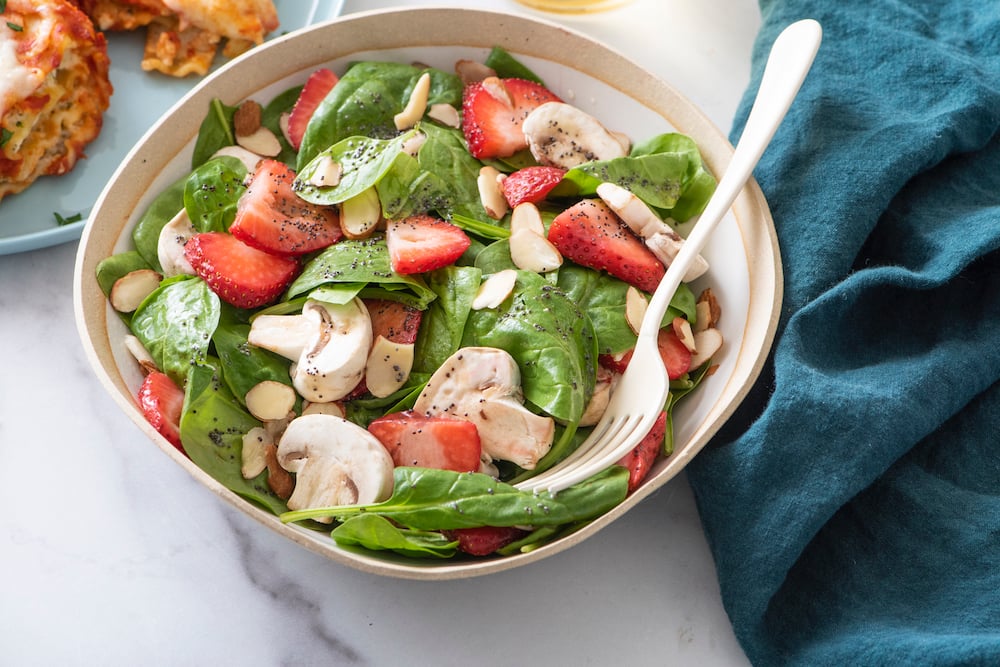 Mixed Greens Strawberry Salad - California Strawberry Commission