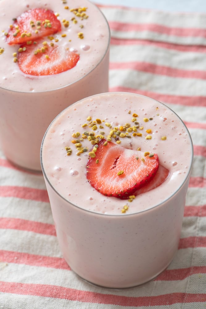 Strawberry Peach Smoothie - Weelicious