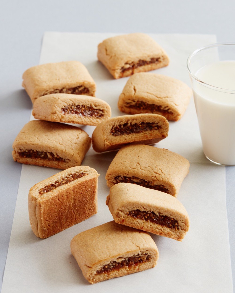 Homemade Fig Bars with glass of milk.