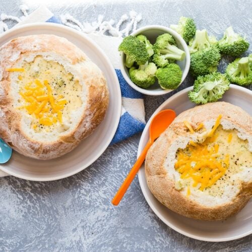 https://weelicious.com/wp-content/uploads/2013/11/Broccoli-Cheese-Soup-thumbnail-1-500x500.jpg
