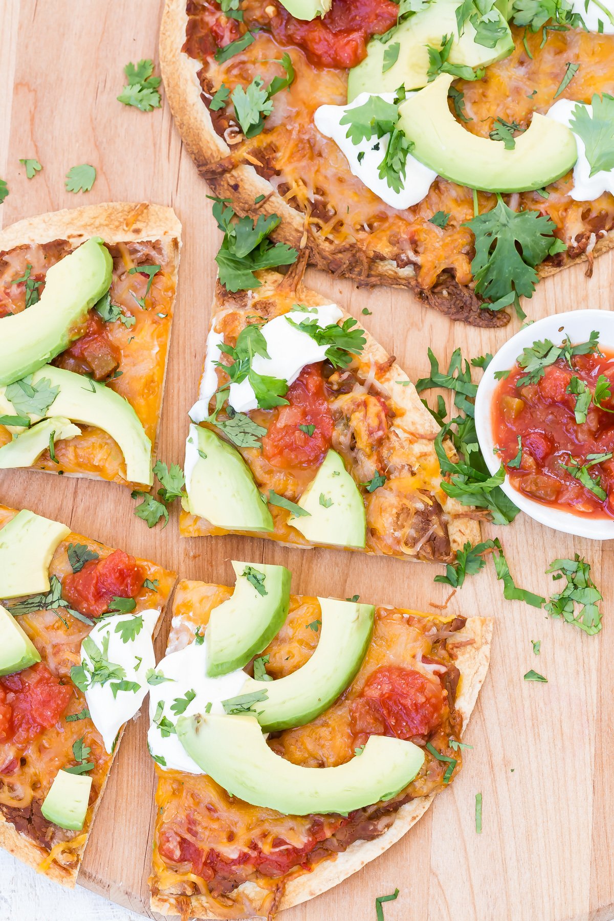 healthy tortilla pizza