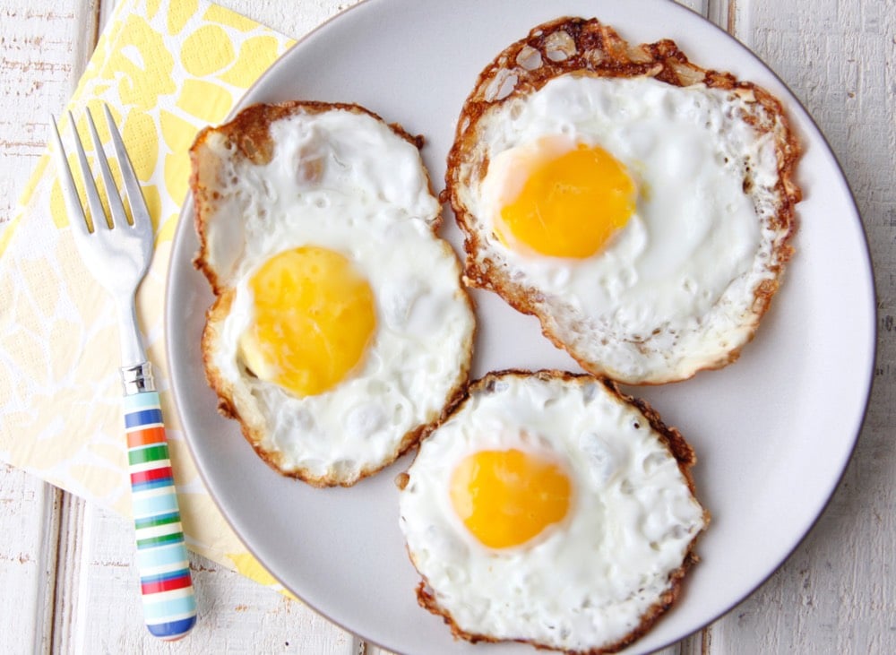 Basted Eggs (Perfect Runny Yolk + Crispy Edge) - Fifteen Spatulas