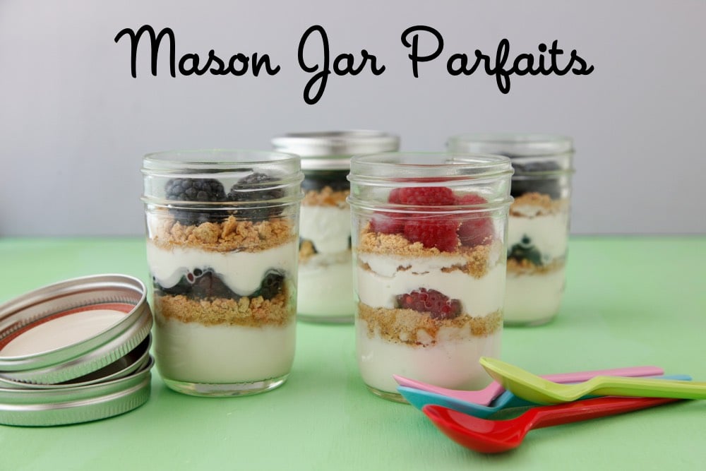 Healthy Mason Jar Yogurt Parfait