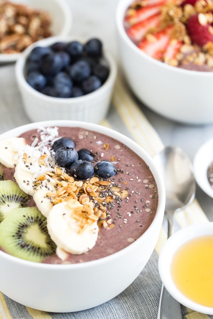 Acai Bowls from weelicious.com