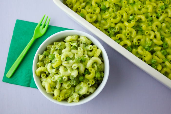 Green Mac and Cheese video from weelicious.com