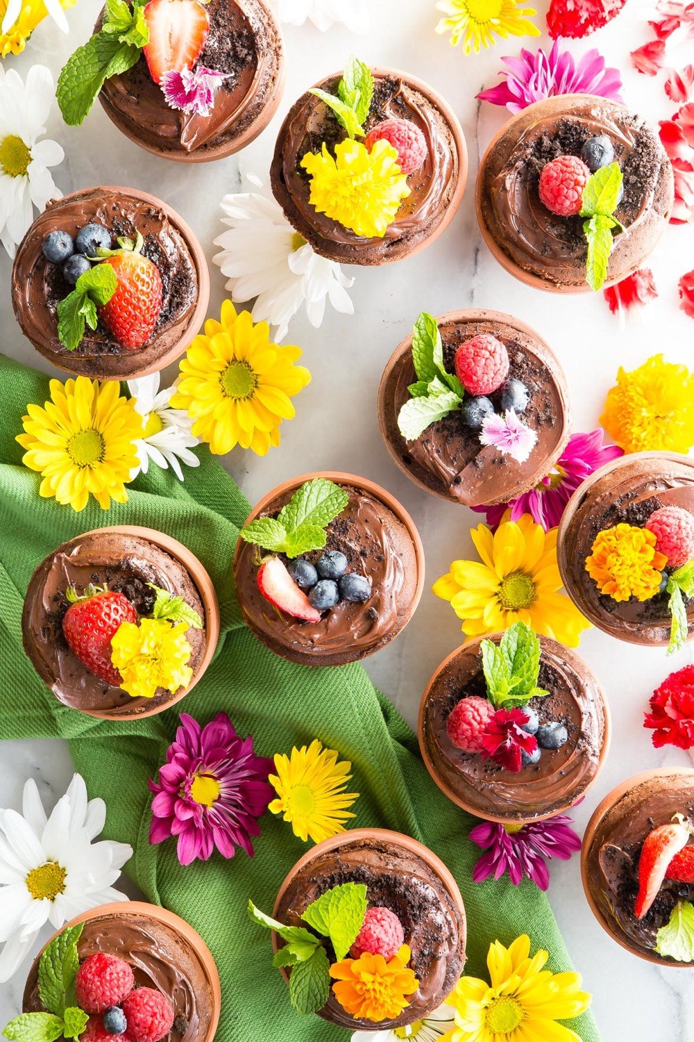 Garden Cupcakes | Weelicious