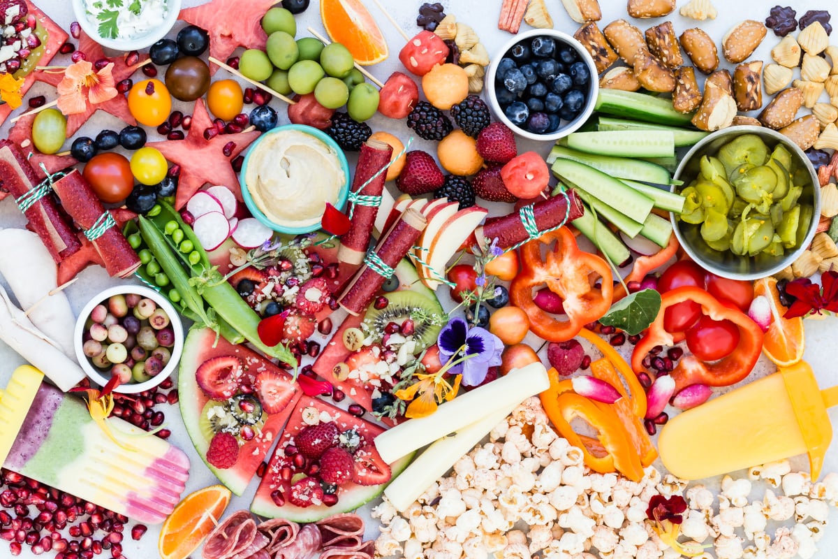 StickyLickits Poolside Snack Tray - The Produce Moms