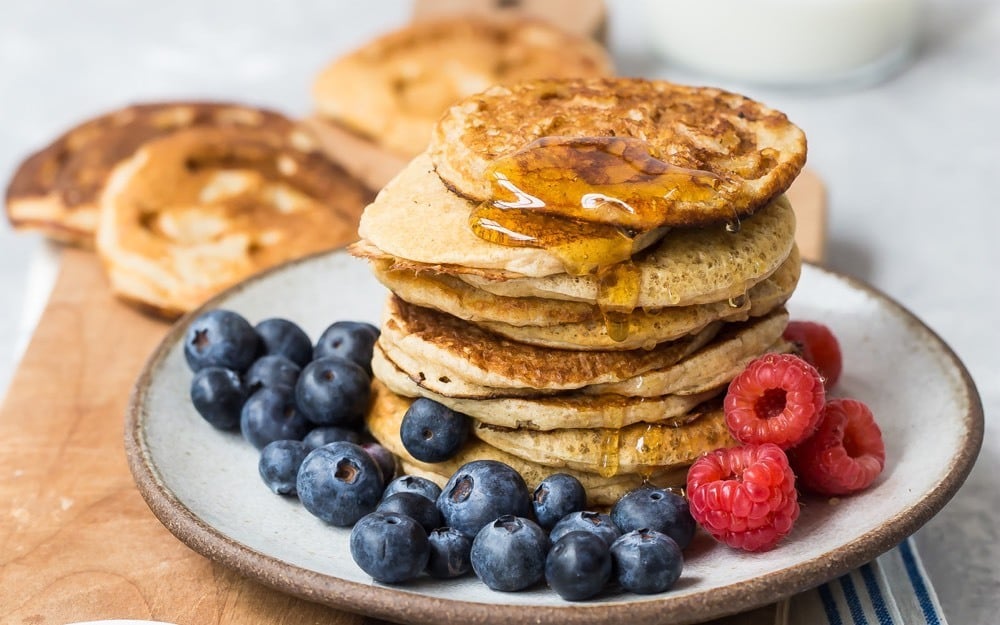 Quick Oatmeal Pancakes from Weelicious.com