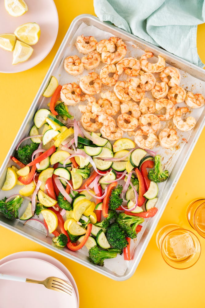 https://weelicious.com/wp-content/uploads/2020/05/One-Sheet-Pan-Shrimp-and-Vegetable-Dinner-3-1.jpg