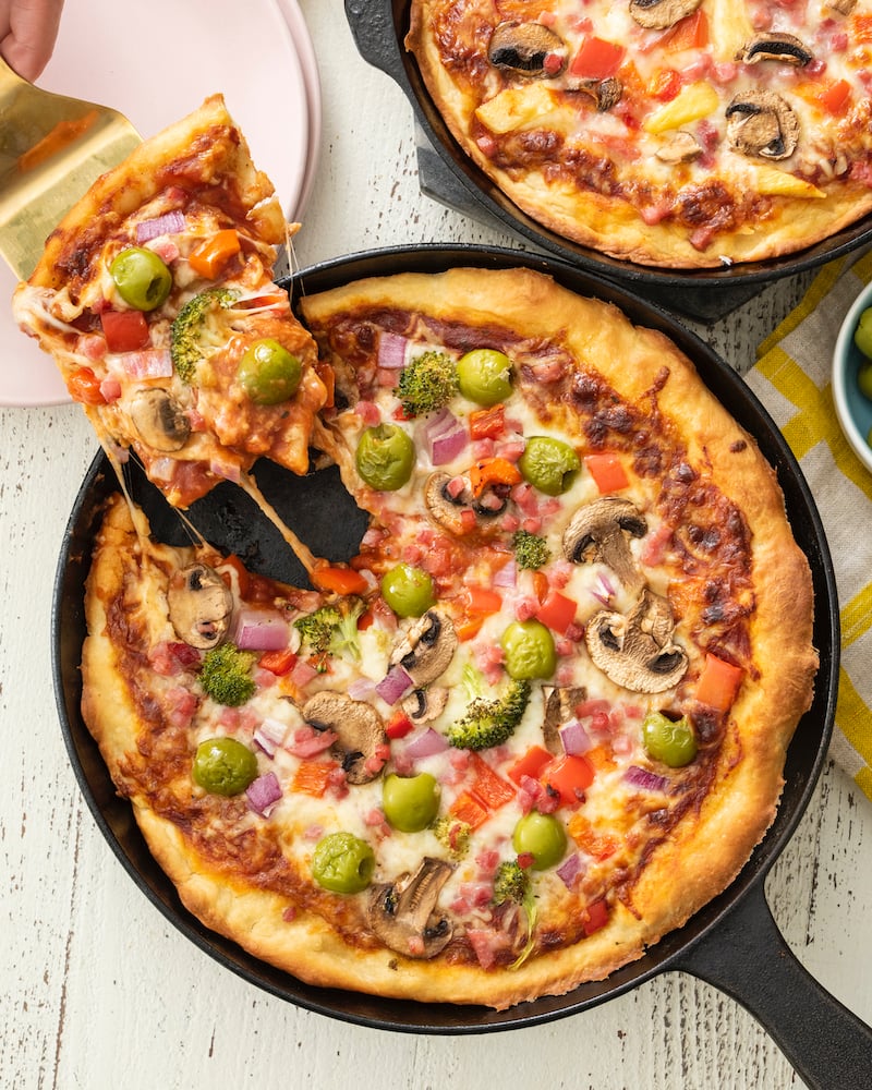 Deep Dish Cast Iron Skillet Pizza - Gift of Hospitality