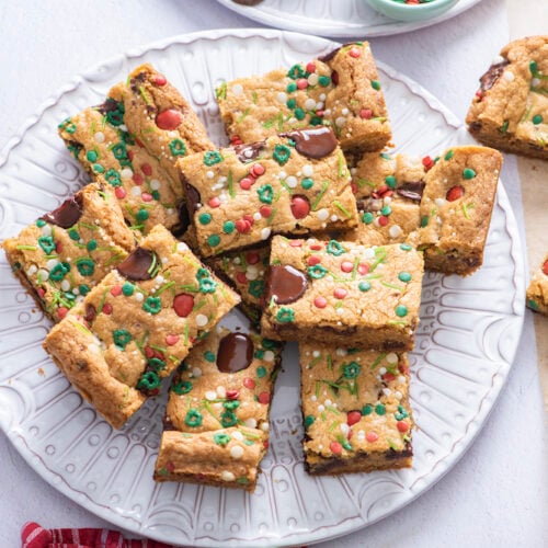 Holiday Chocolate Chip Sprinkle Bars - Weelicious