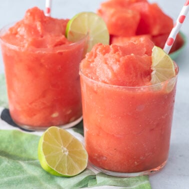 https://weelicious.com/wp-content/uploads/2021/06/Watermelon-Slushie-11-1-378x378.jpg