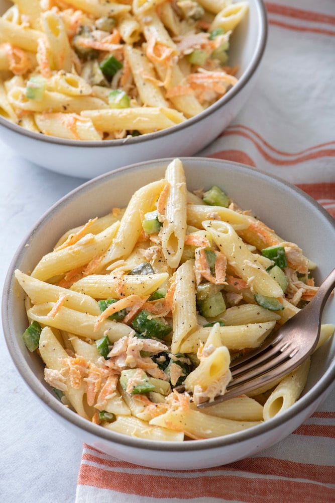 https://weelicious.com/wp-content/uploads/2021/07/Tuna-Pasta-Salad-3.jpg