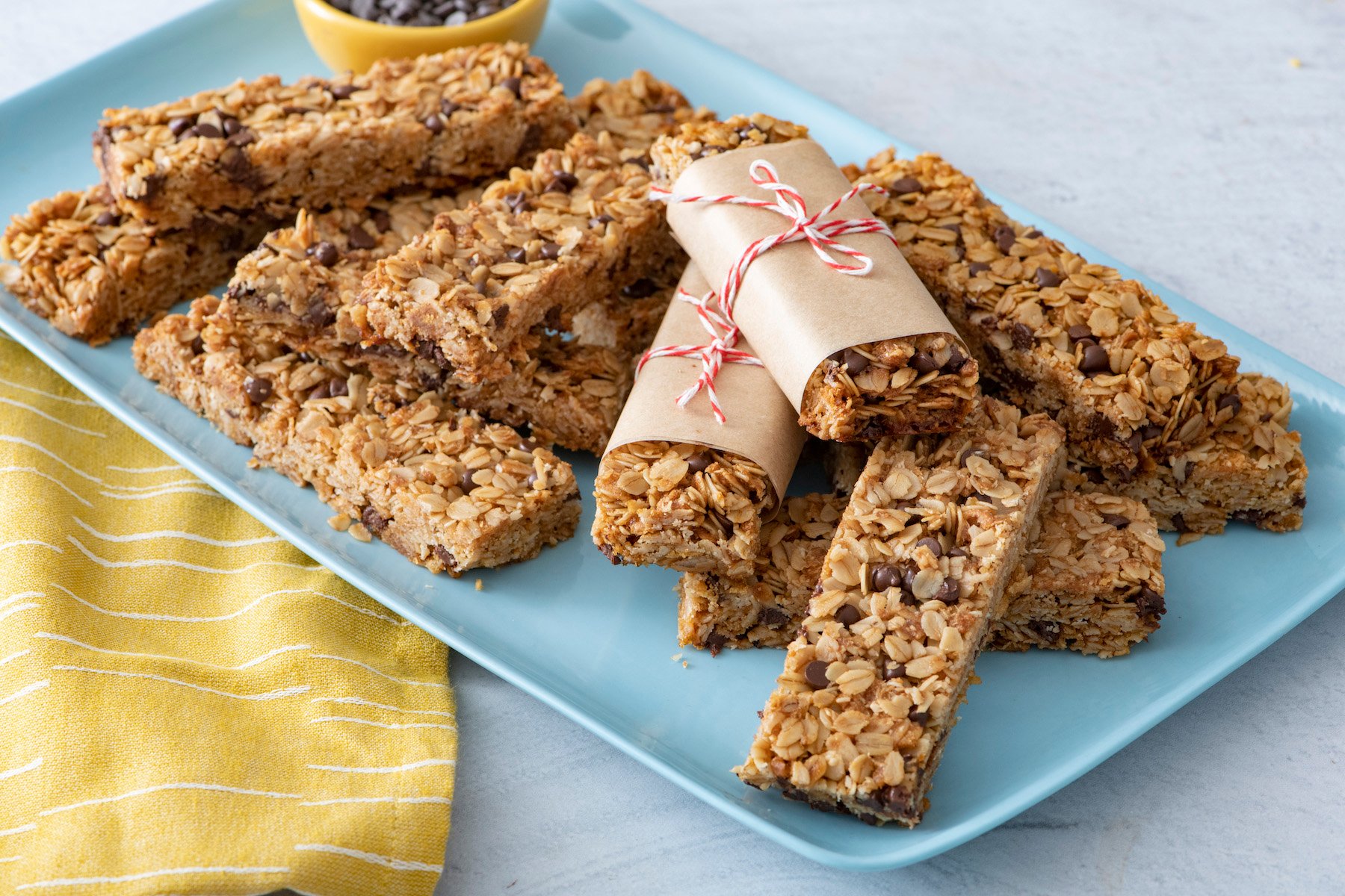 Chewy Chocolate Chip Muesli Bars - The Organised Housewife