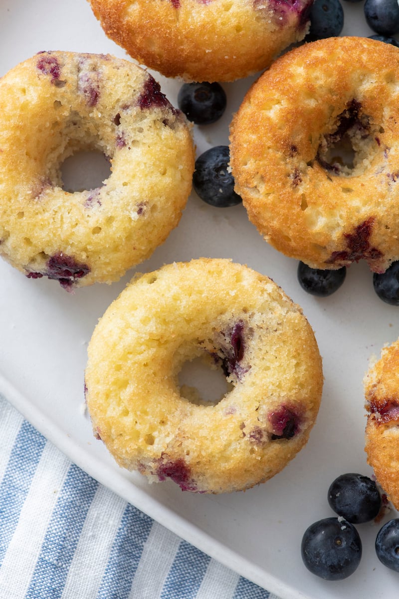 Baked Pumpkin Doughnuts - Weelicious